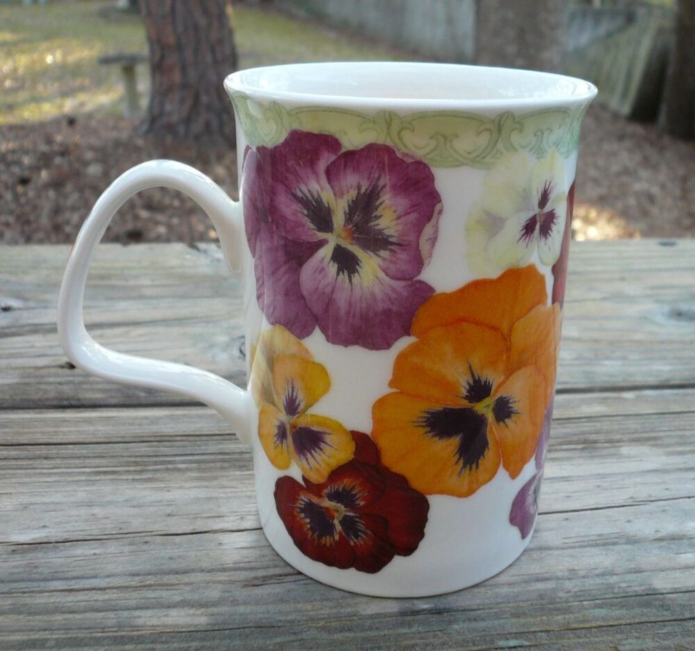 Roy Kirkham Bone China Pansy Mug 4" England 2005 - Picture 3 of 6